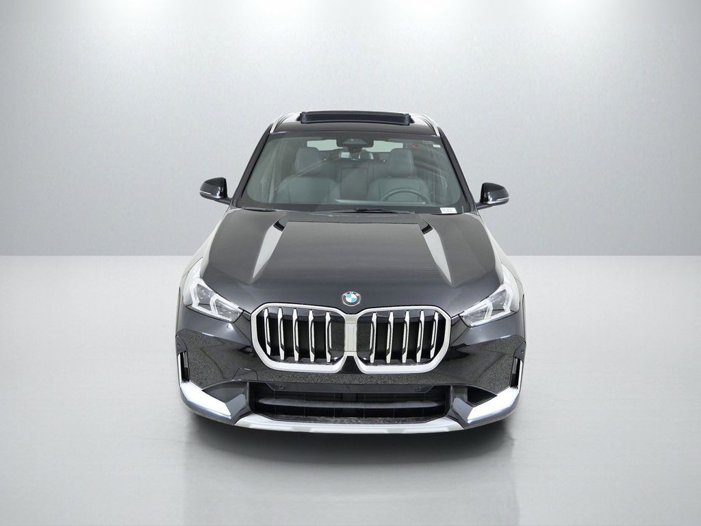 Thumbnail: 2026 BMW X1 - 16