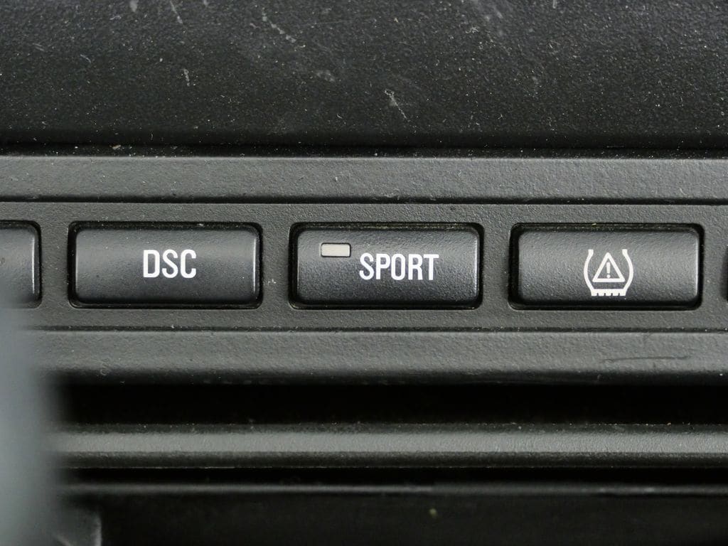 Thumbnail: 2004 BMW M3 - 41