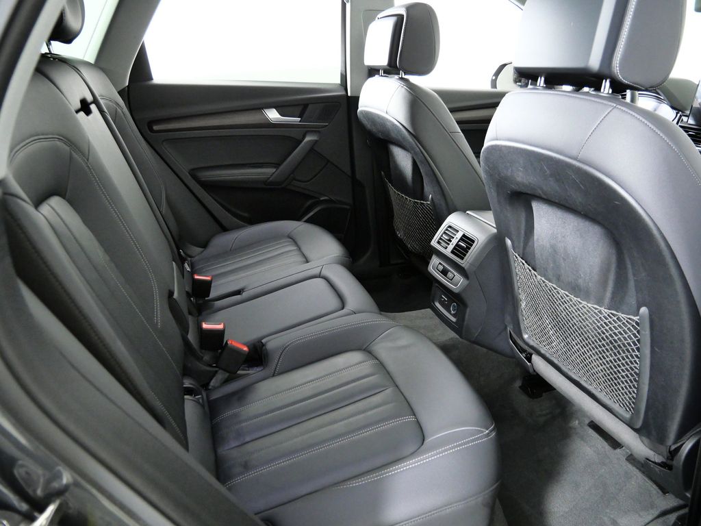 Thumbnail: 2023 Audi Q5 - 26