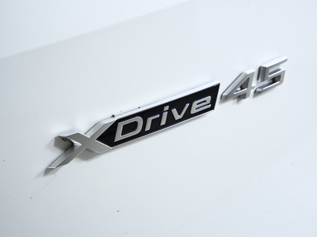 Thumbnail: 2026 BMW iX - 12