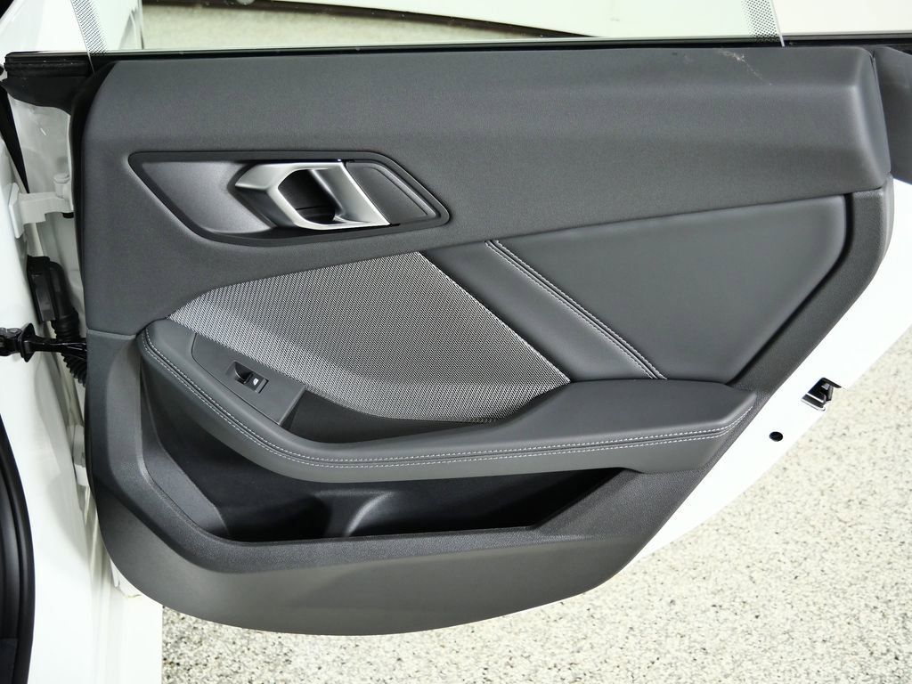 Thumbnail: 2026 BMW 2 Series - 26