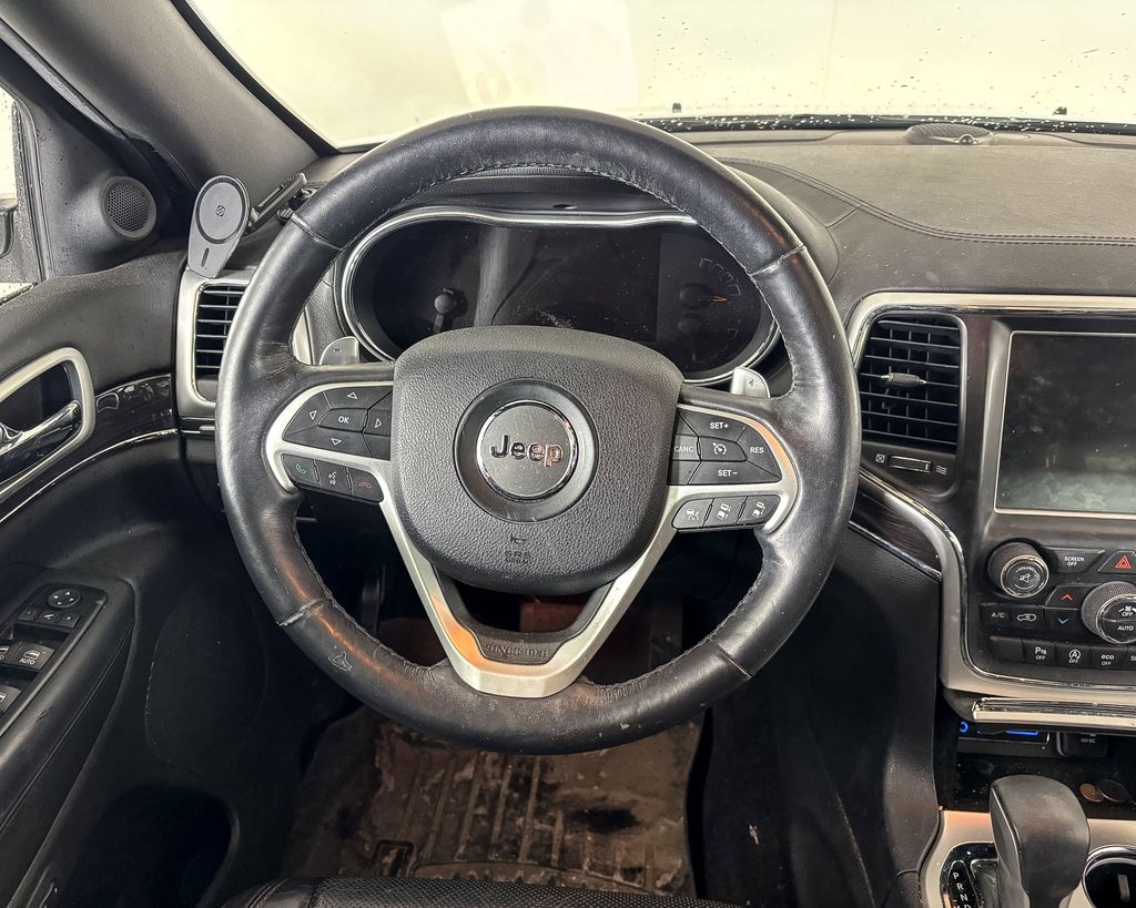 Thumbnail: 2016 Jeep Grand Cherokee - 8