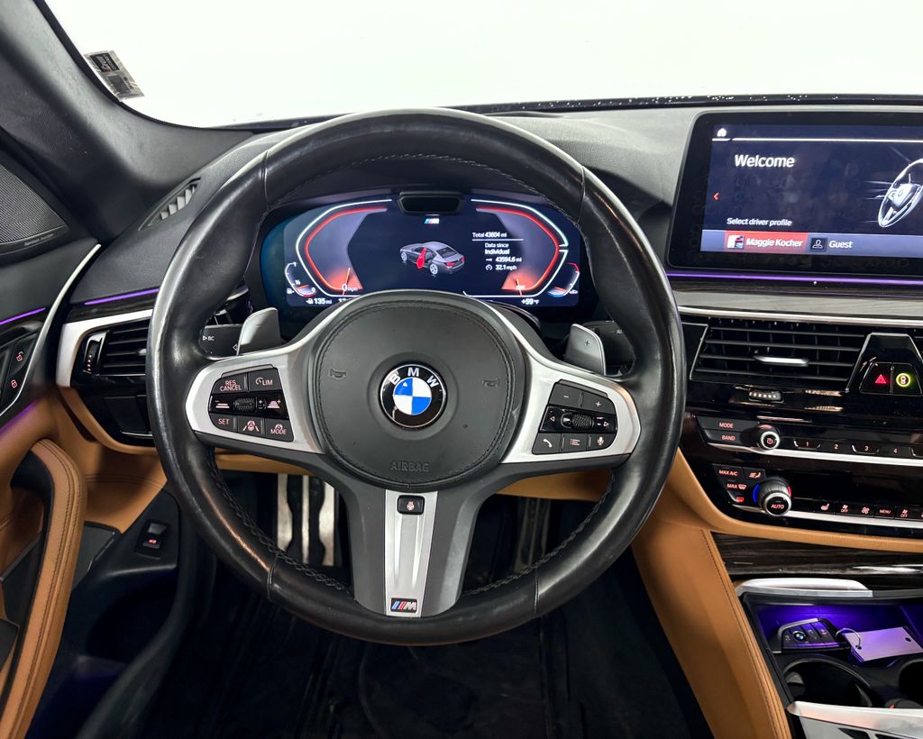 Thumbnail: 2023 BMW 5 Series - 8