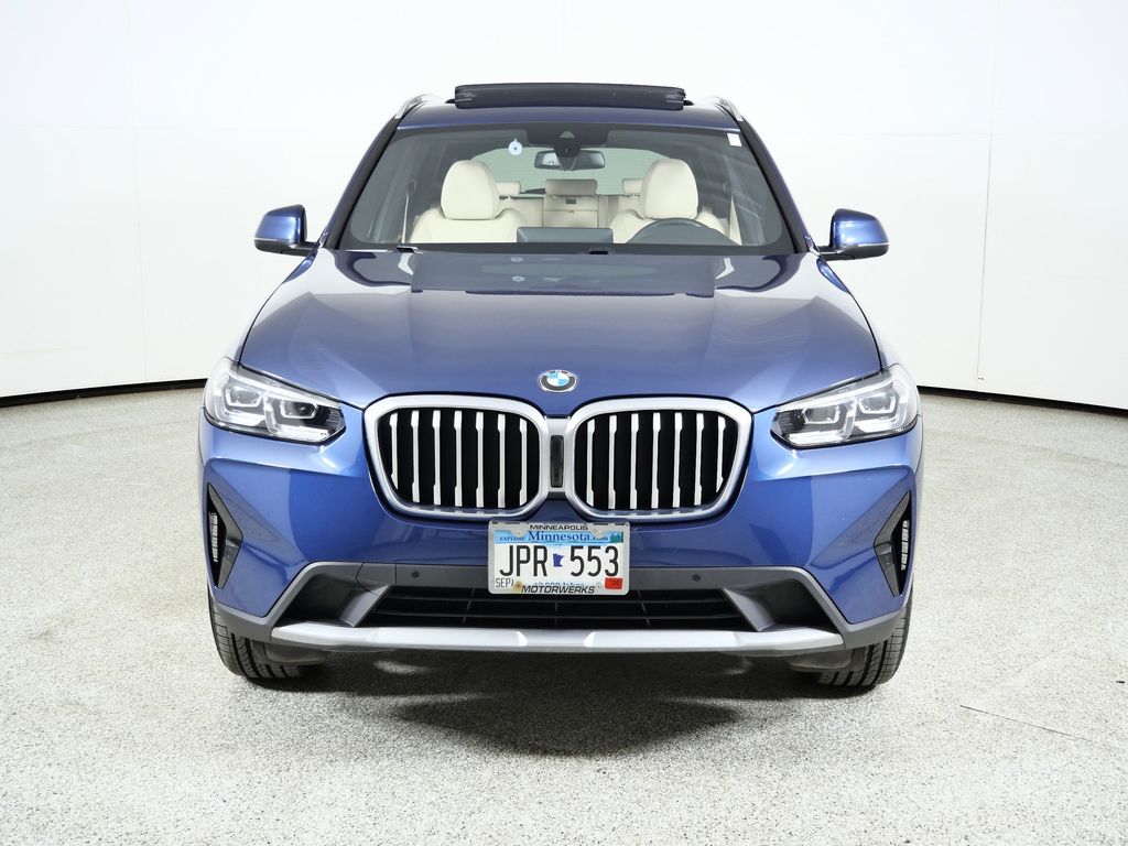 Thumbnail: 2022 BMW X3 - 3