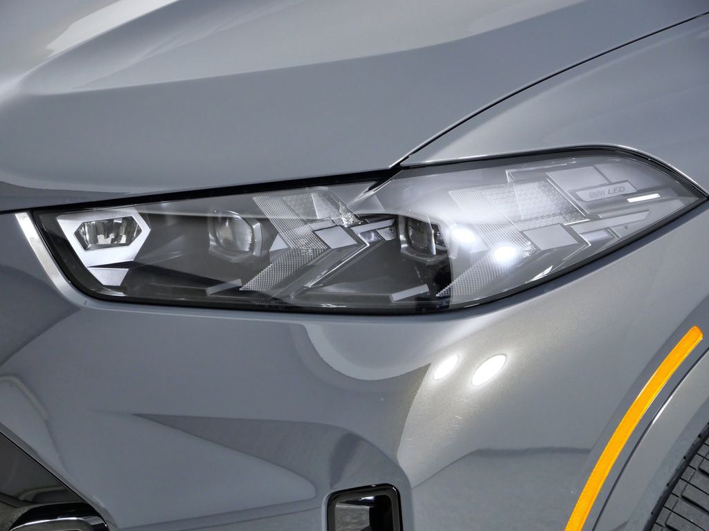 Thumbnail: 2026 BMW X5 - 3