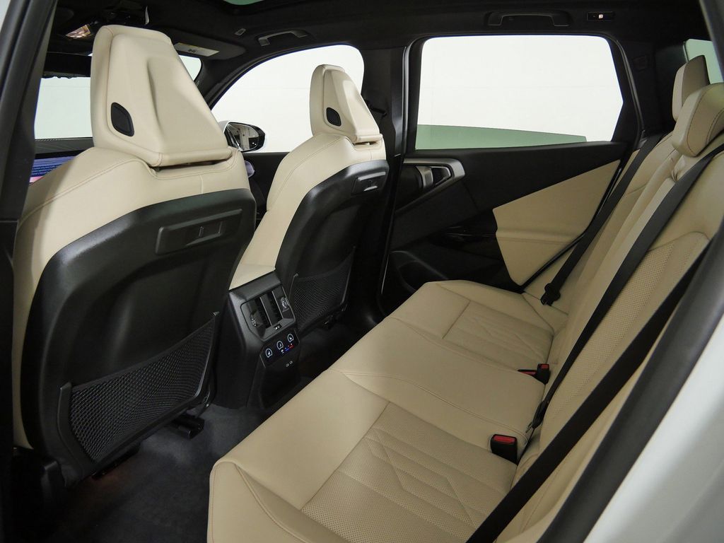 Thumbnail: 2026 BMW X3 - 30