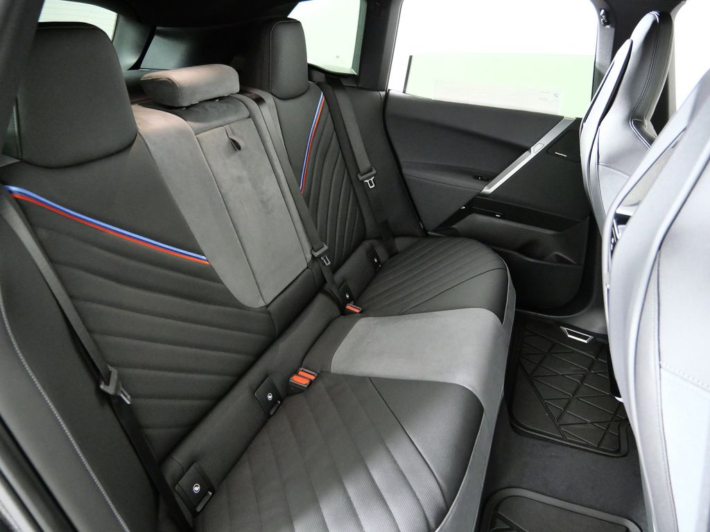 Thumbnail: 2026 BMW iX - 27