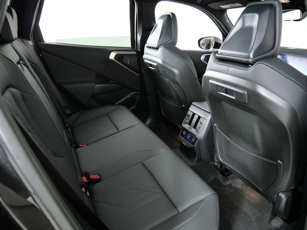 Thumbnail: 2025 BMW X3 - 30