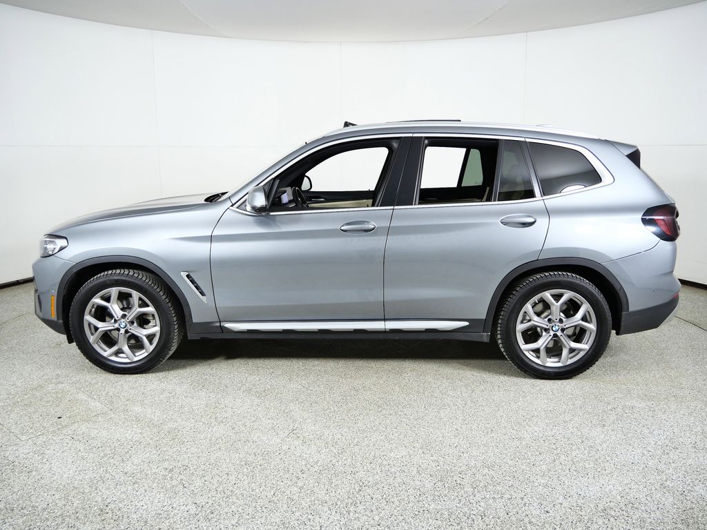 Thumbnail: 2023 BMW X3 - 16