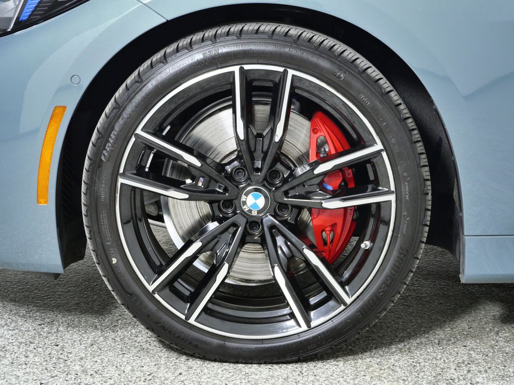 Thumbnail: 2025 BMW 4 Series - 18