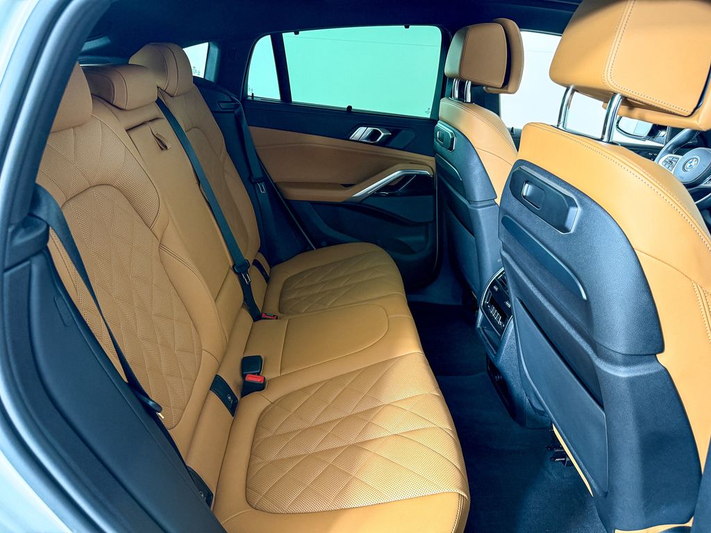 2024 BMW X6 M 34