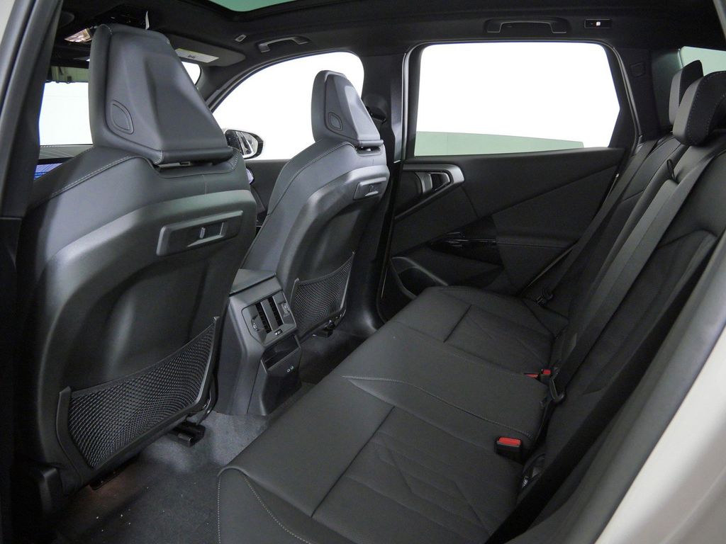 Thumbnail: 2026 BMW X3 - 30