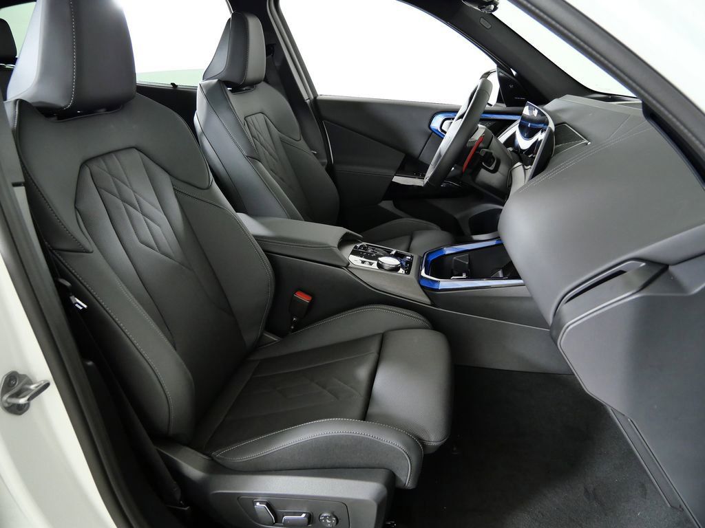 Thumbnail: 2026 BMW X3 - 24