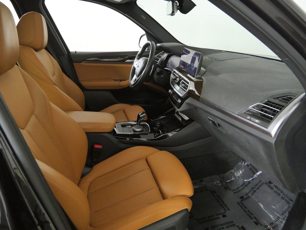 Thumbnail: 2024 BMW X3 - 24