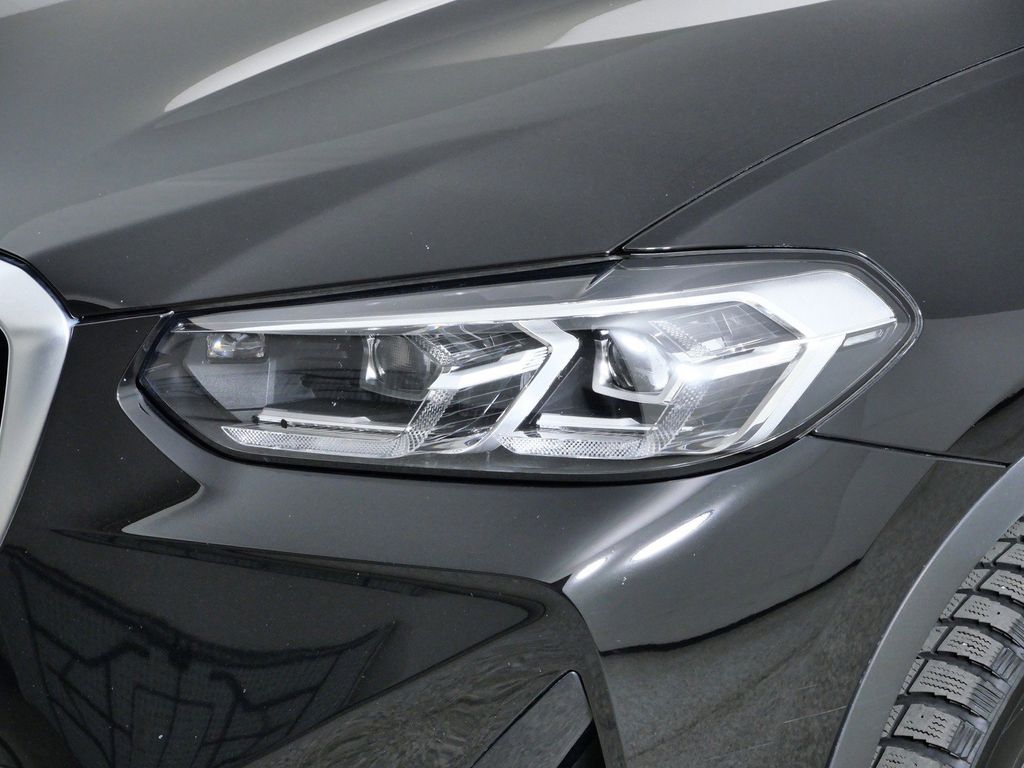 Thumbnail: 2022 BMW X3 - 3
