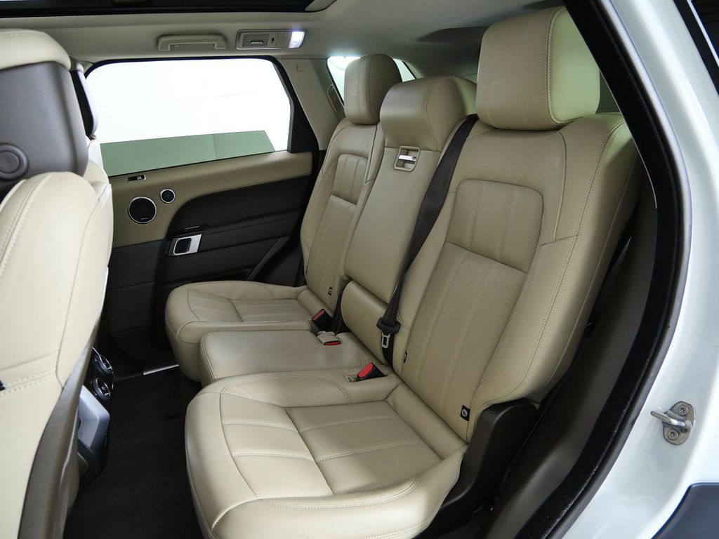 Thumbnail: 2022 Land Rover Range Rover Sport - 26
