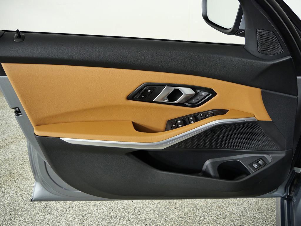 Thumbnail: 2026 BMW 3 Series - 33