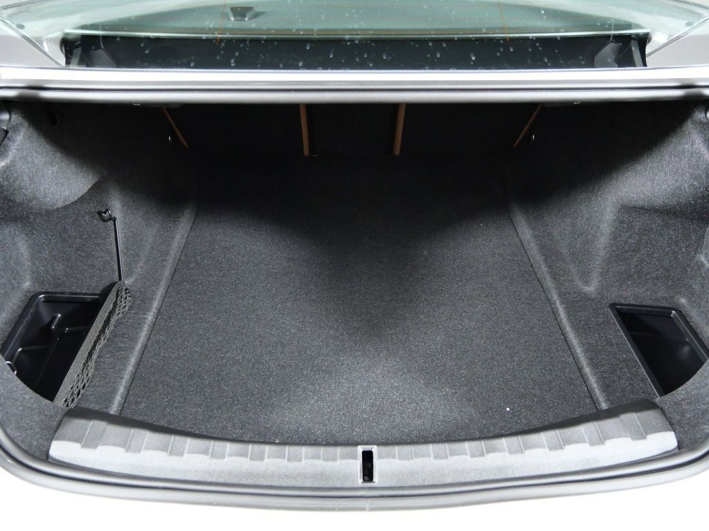 Thumbnail: 2026 BMW 3 Series - 29