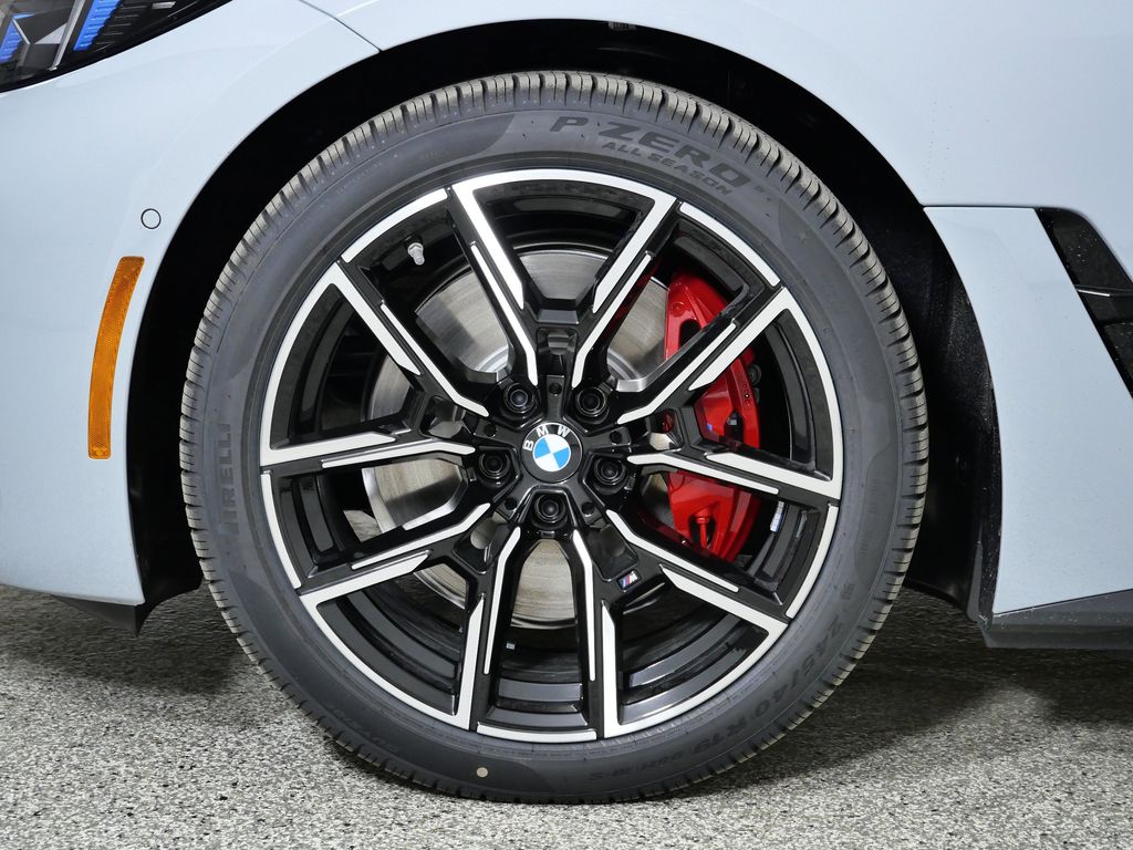 Thumbnail: 2026 BMW i4 - 17