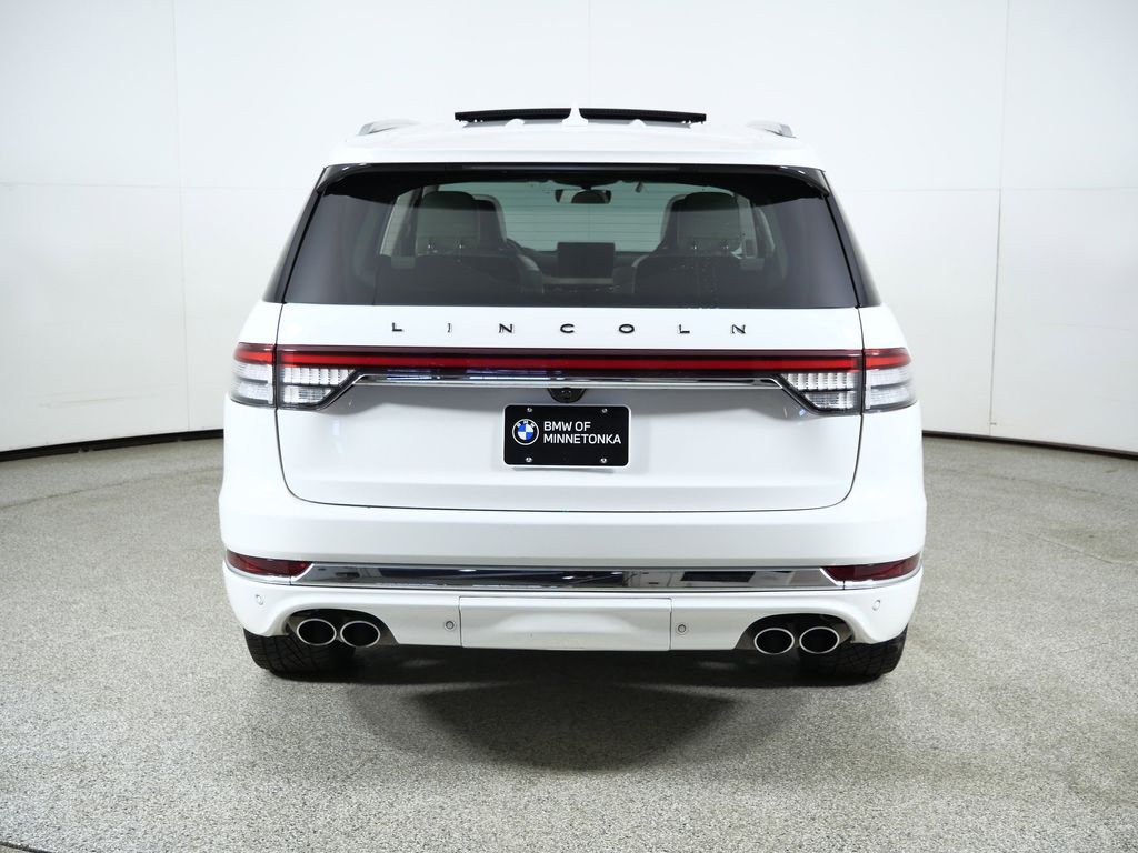 Thumbnail: 2020 Lincoln Aviator - 11