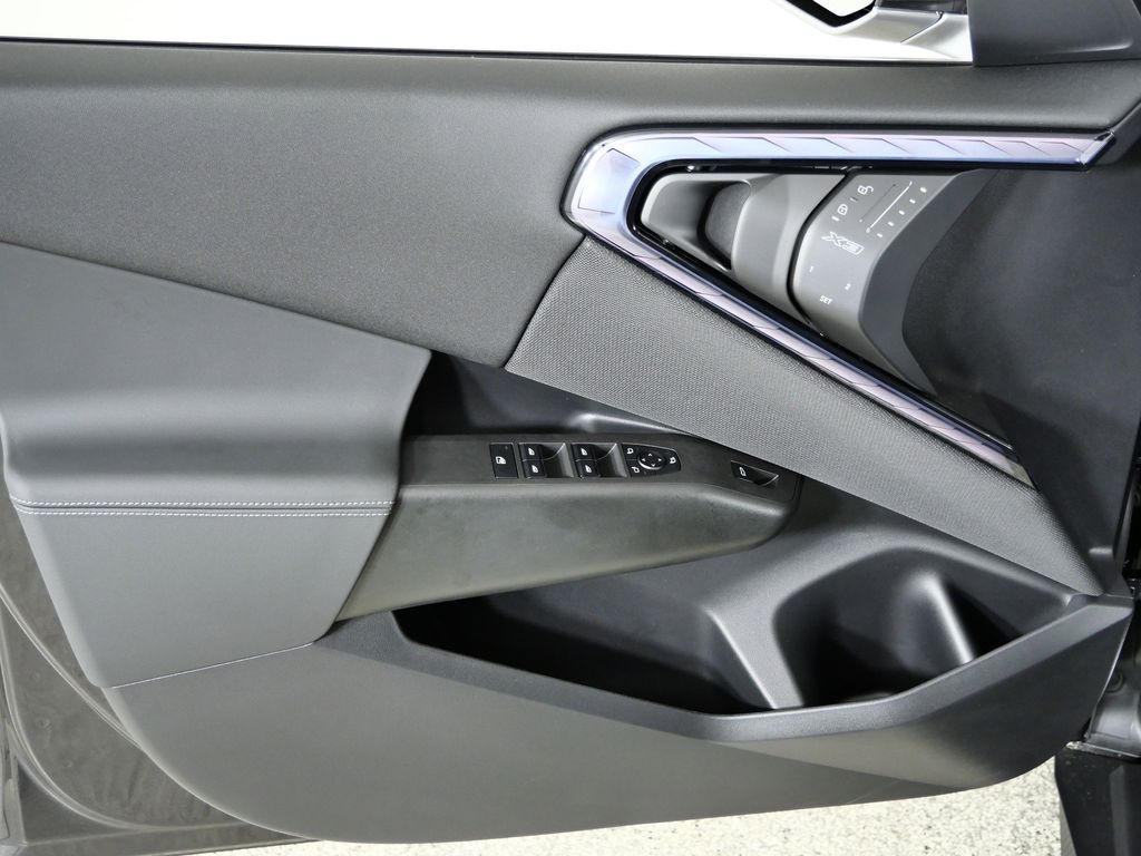 Thumbnail: 2025 BMW X3 - 33