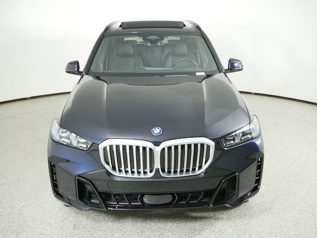 Thumbnail: 2026 BMW X5 - 15