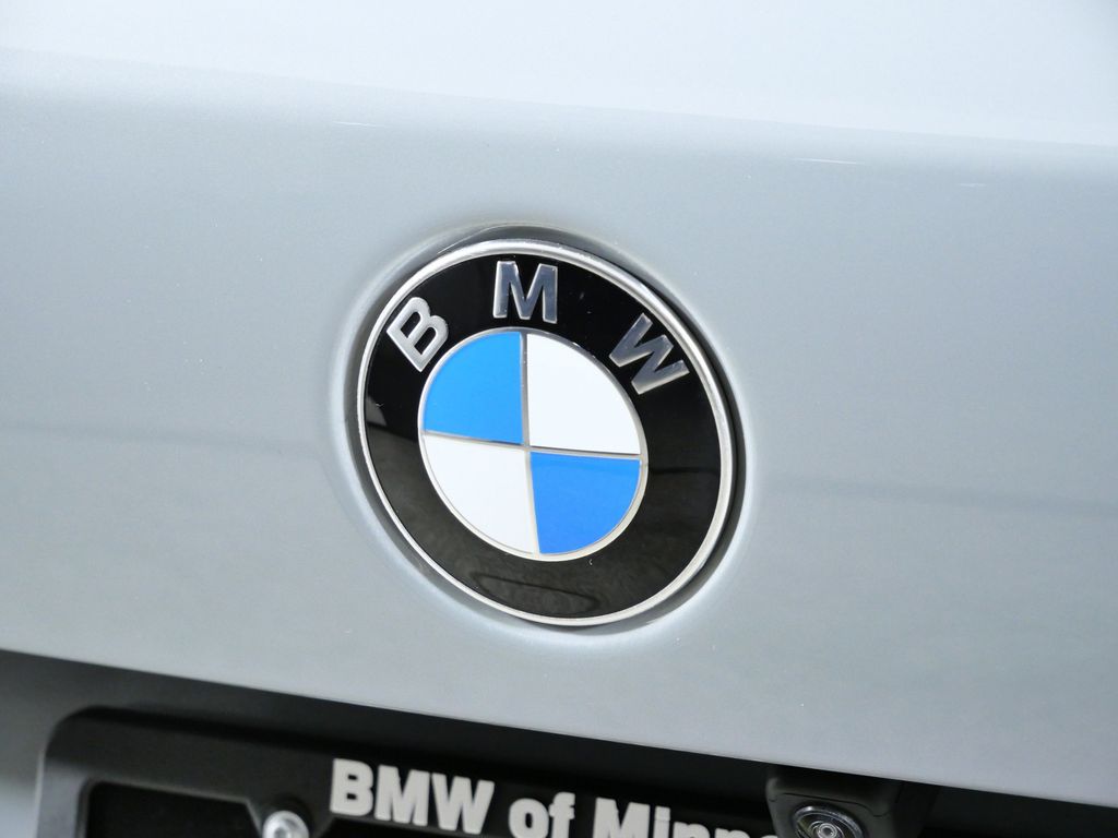 Thumbnail: 2025 BMW X5 - 14