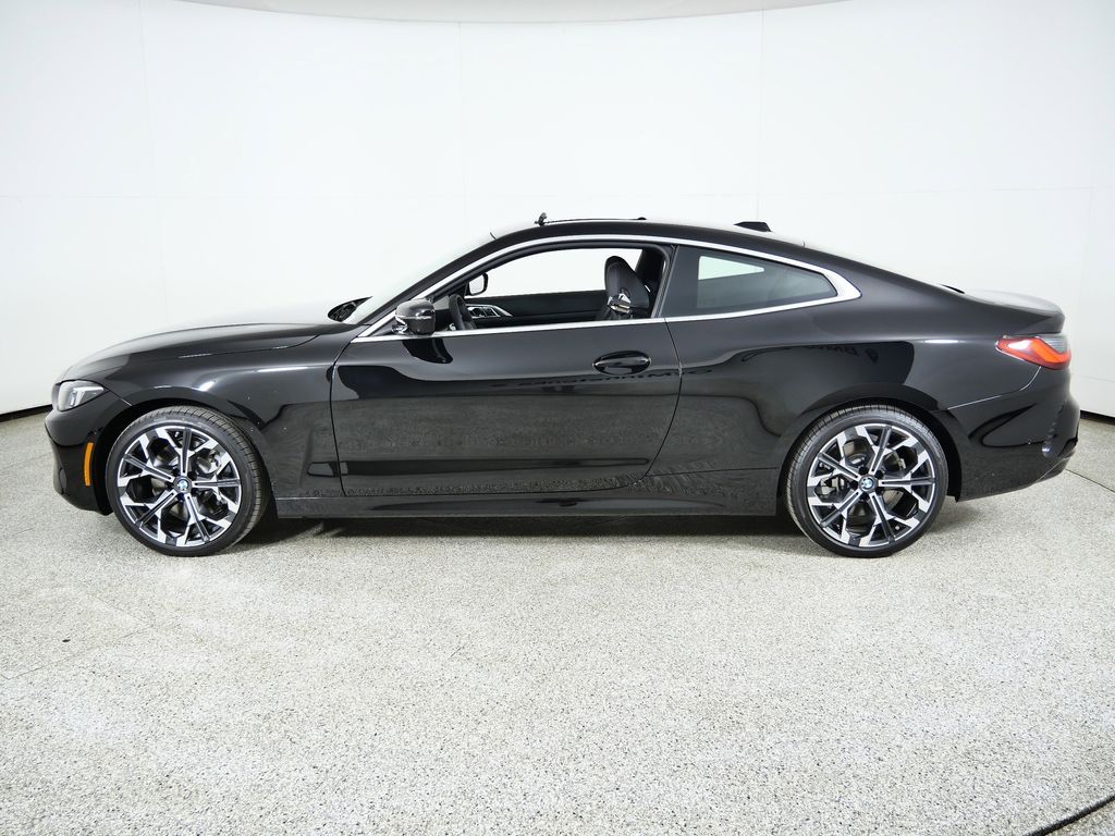 Thumbnail: 2025 BMW 4 Series - 15