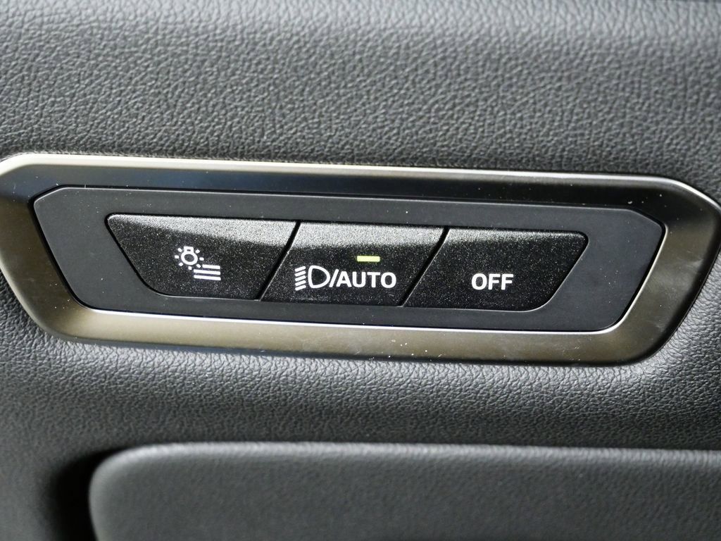 Thumbnail: 2026 BMW X7 - 43