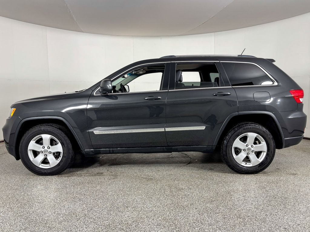 Thumbnail: 2011 Jeep Grand Cherokee - 6