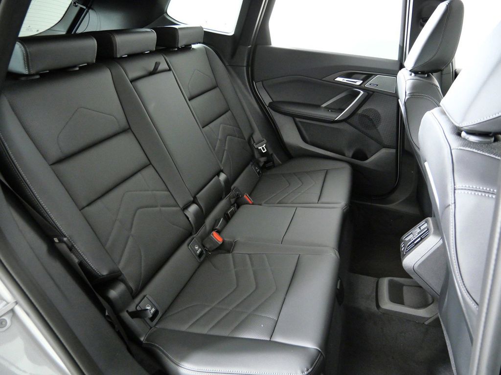 Thumbnail: 2026 BMW X1 - 25