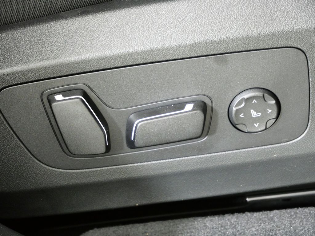 Thumbnail: 2026 BMW X3 - 24