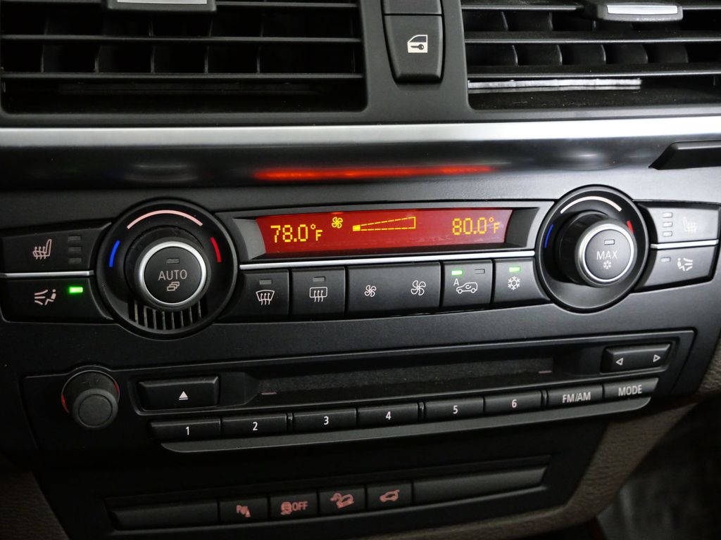 Thumbnail: 2013 BMW X5 - 44