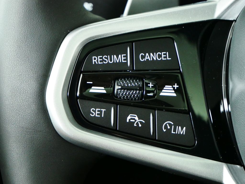 Thumbnail: 2026 BMW 4 Series - 38