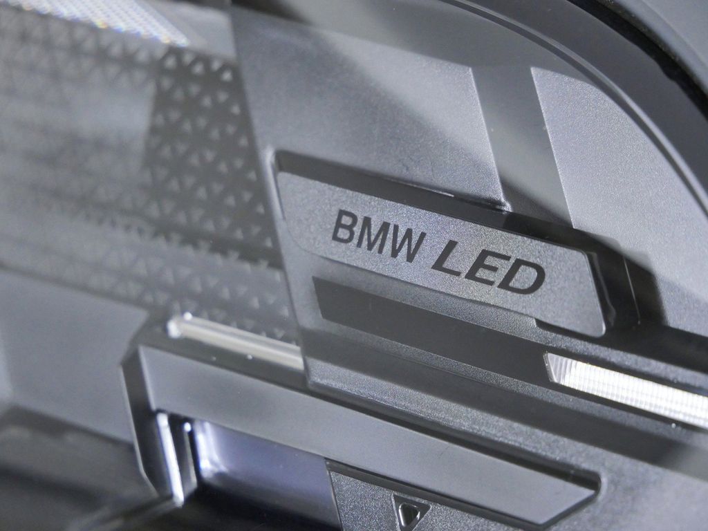 Thumbnail: 2026 BMW X5 - 4