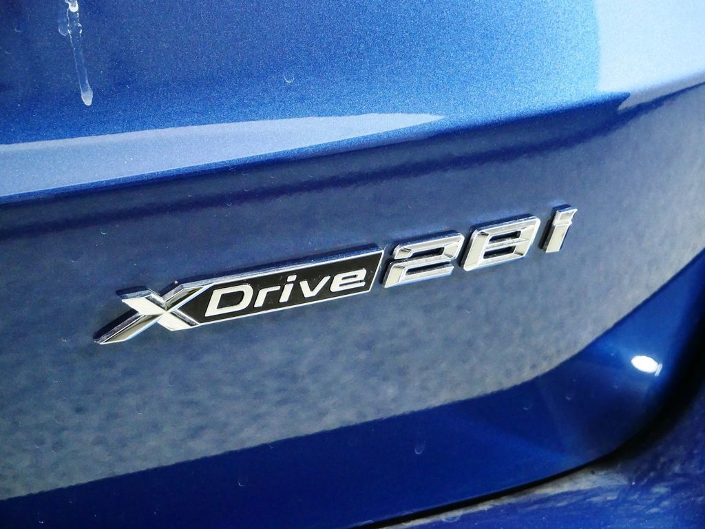 Thumbnail: 2025 BMW X1 - 13