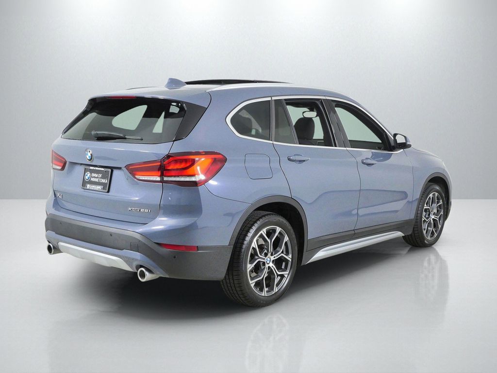 Thumbnail: 2021 BMW X1 - 9