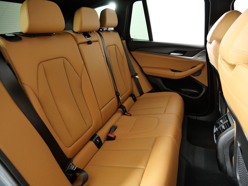 Thumbnail: 2023 BMW X3 - 31