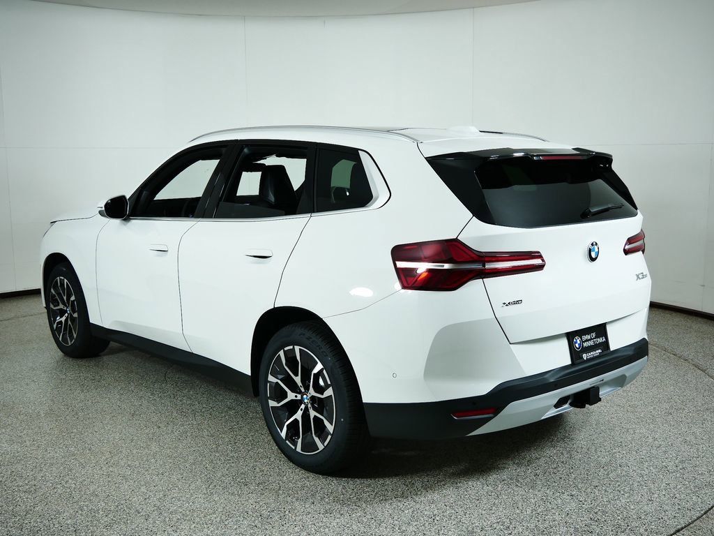 Thumbnail: 2026 BMW X3 - 15