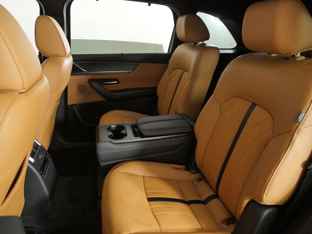 Thumbnail: 2024 Mazda CX-90 - 29