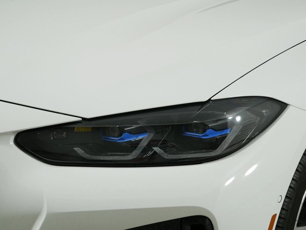 Thumbnail: 2024 BMW i4 - 18