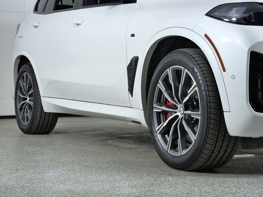 Thumbnail: 2026 BMW X5 - 6