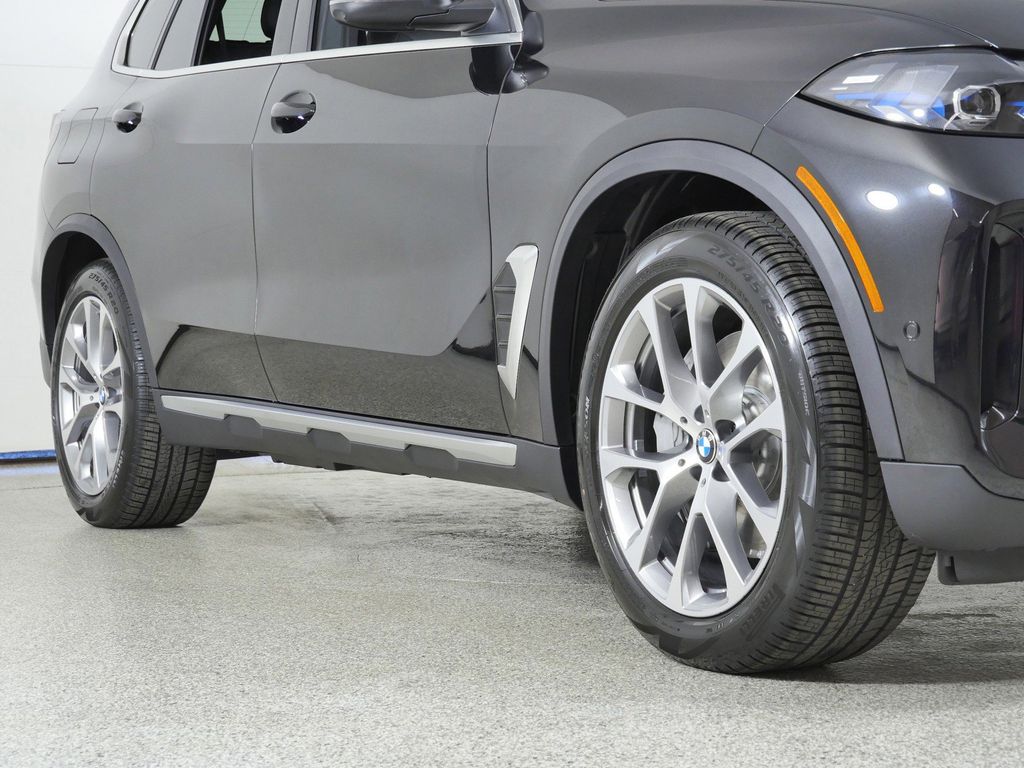 Thumbnail: 2026 BMW X5 - 6