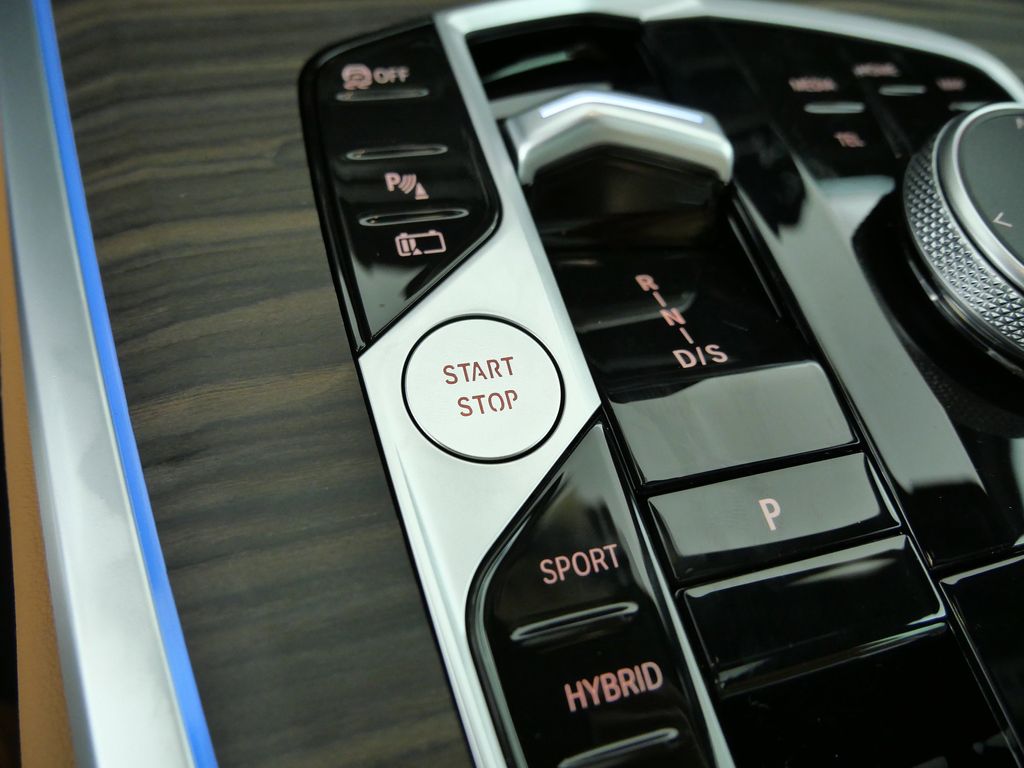 Thumbnail: 2026 BMW X5 - 35