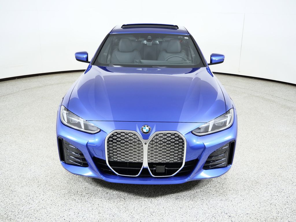 Thumbnail: 2026 BMW i4 - 16