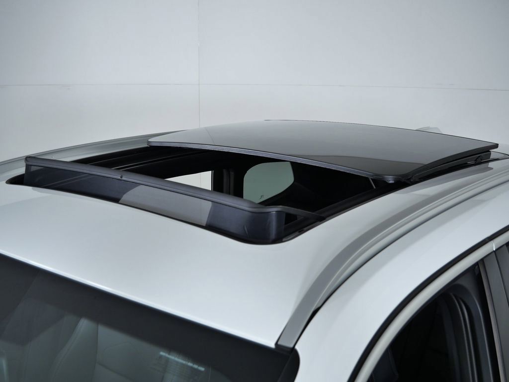 Thumbnail: 2026 BMW X1 - 20