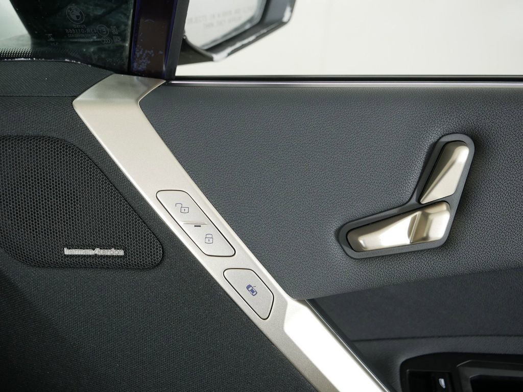 Thumbnail: 2025 BMW iX - 24