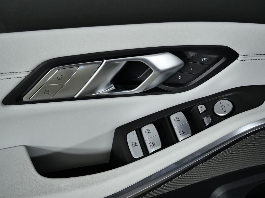 Thumbnail: 2026 BMW M3 - 34