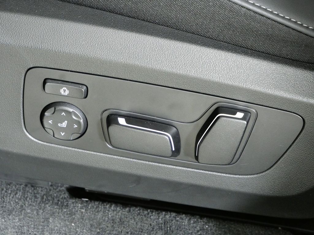 Thumbnail: 2026 BMW X3 - 39