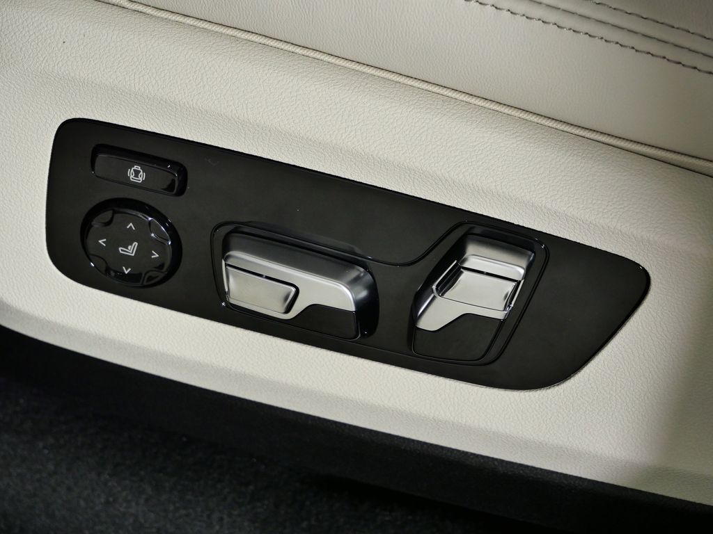 Thumbnail: 2026 BMW X5 - 39